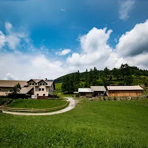 Frühstückspension Tourist Farm Pr'dovar